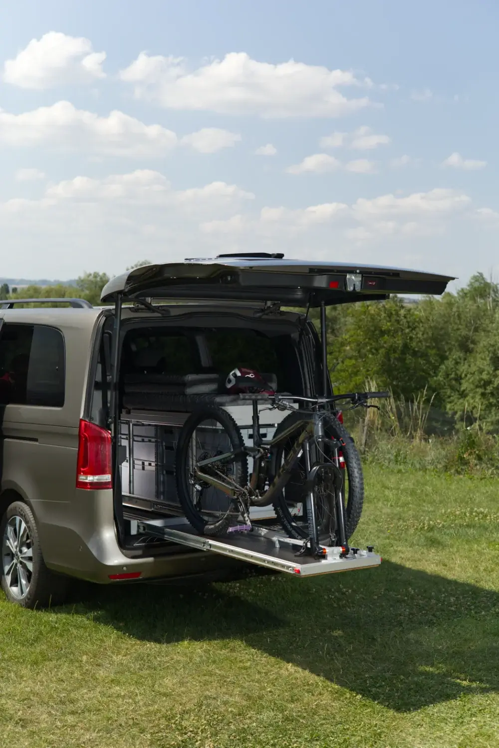 Camper inbouwmodule – 2x uitschuifbare laadvloeren + Single bed – Mercedes V-klasse, Vito, EQV, Marco Polo - Afbeelding 2
